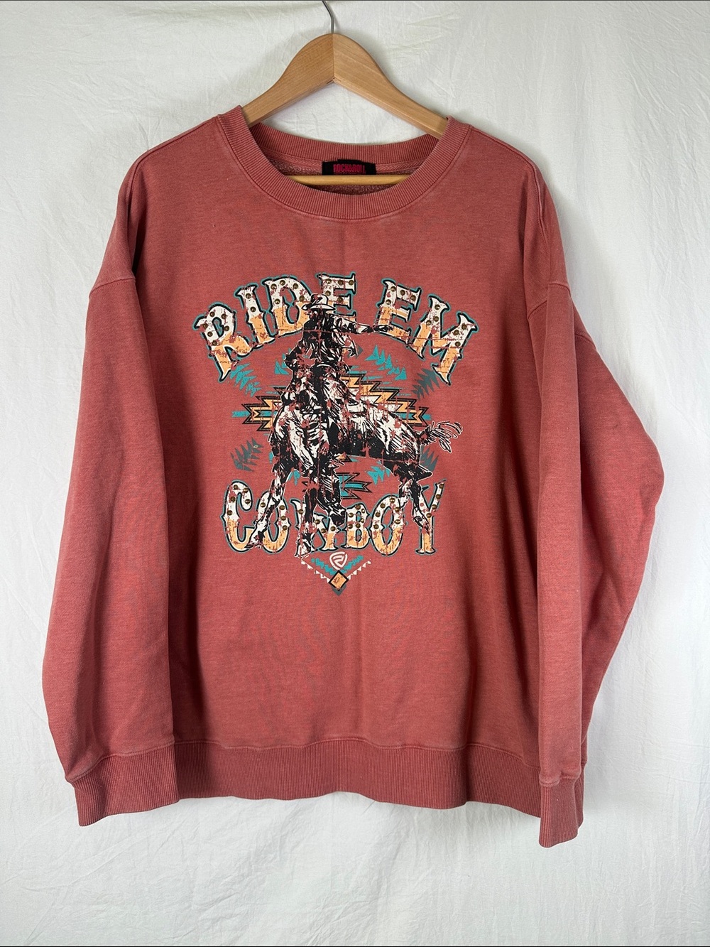 Relaxed Crewneck Sweatshirt in Rust Coral with Western Graphic